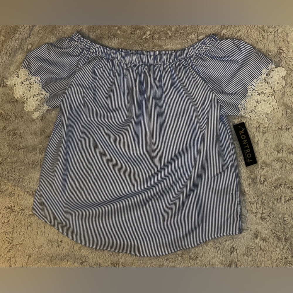 Kontrol Contemporary Off-Shoulder Blouse